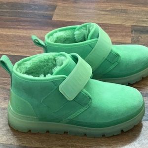 Ugg Lime Suede Neumel Shorty - image 1